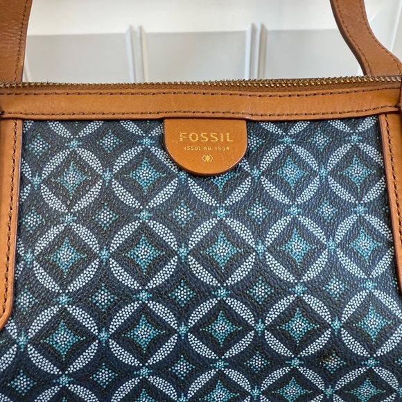 Fossil Large Sydney Shopper Tote- Blue Geometric Pattern - Picture 14 of 16